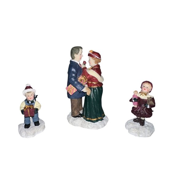 Vtg 2000 Village Square Dancing Couple Children 3 Pc Figurine Mervyn Christmas - Picture 2 of 12